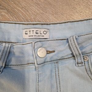 Women's High Rise Light Blue Jeans